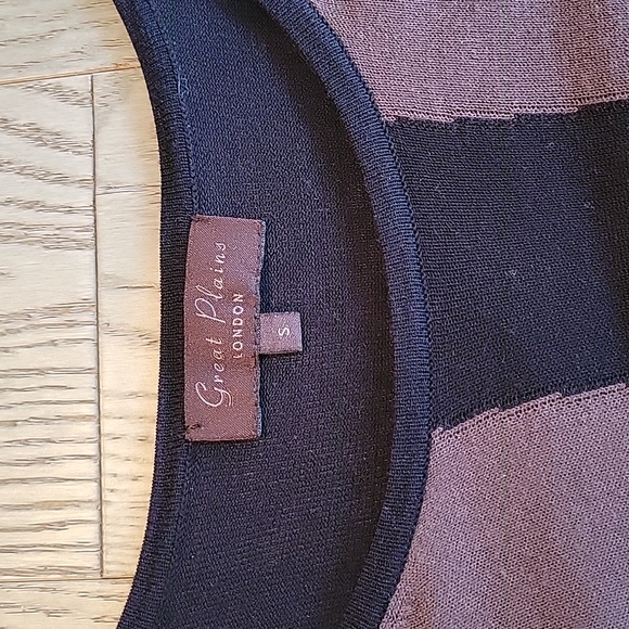 Casual Dress - Picture 2 of 5